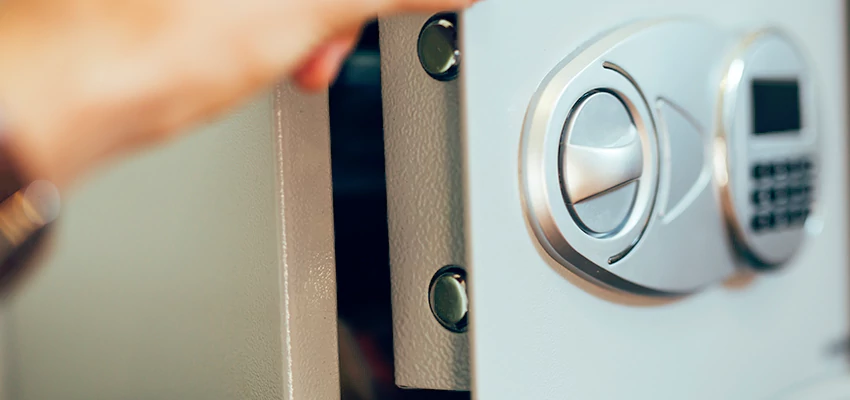 Fingerprint Safe Openers in Desert Palms, CA
