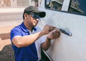 Car Locksmith in Desert Palms, CA
